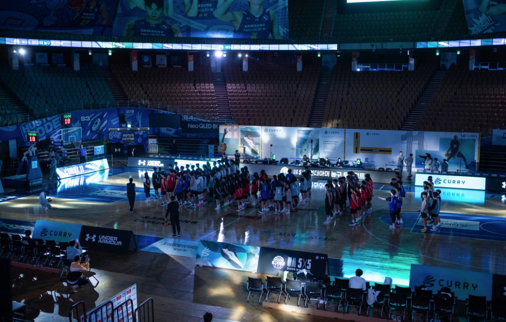 언더아머 5X5 농구 토너먼트