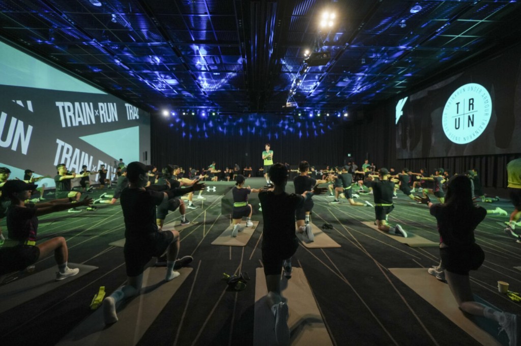 언더아머 TRUN(TRAINING + RUNNING)